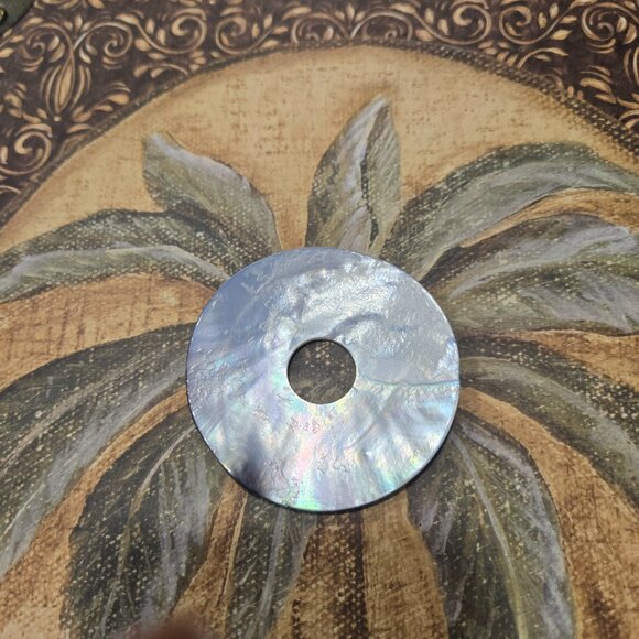 Women's Purple Beads Statement Necklace w/Donut Hole M-O-P Shell Pendant - Picture 13 of 14